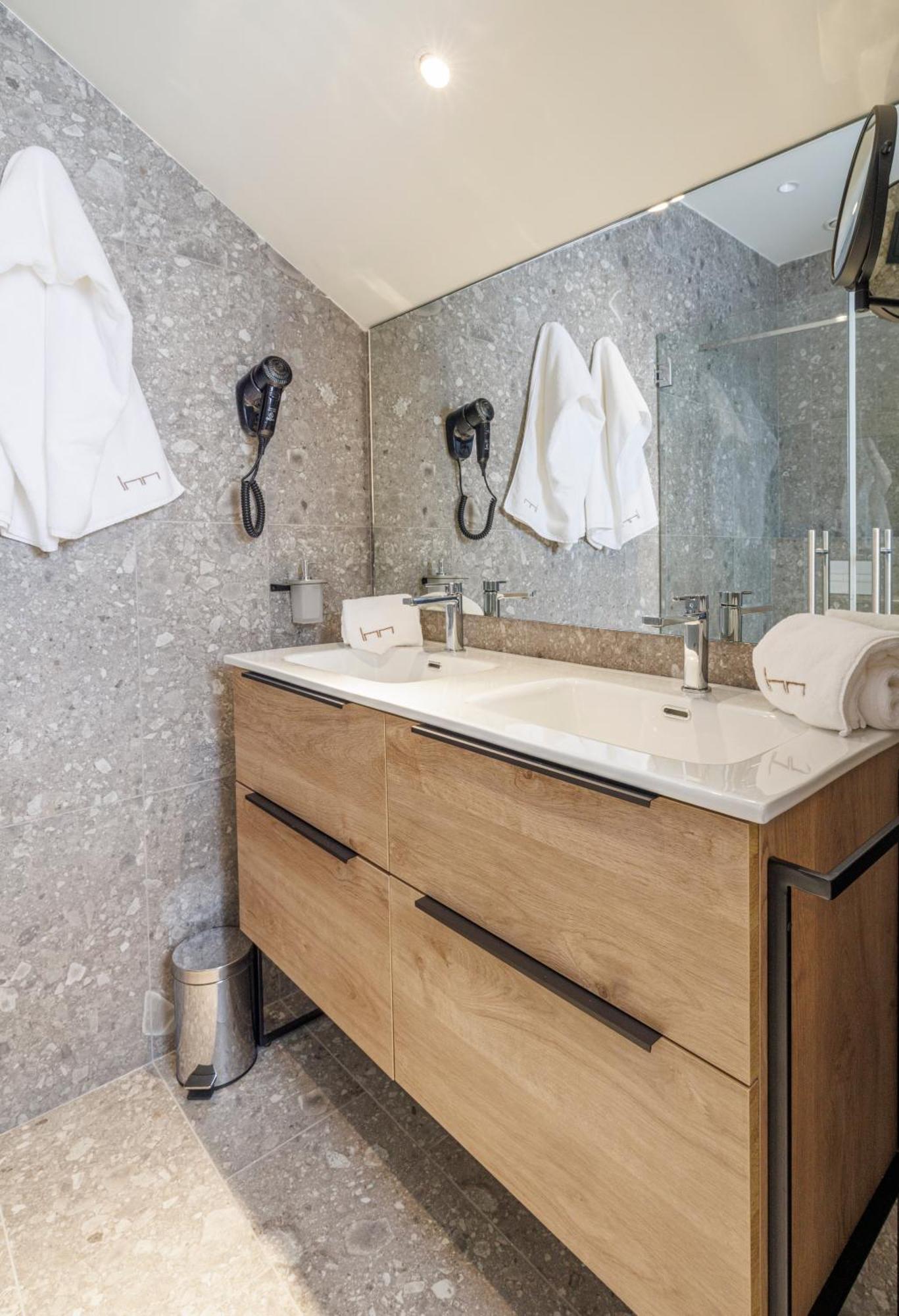Inn Boutique Леон Екстер'єр фото